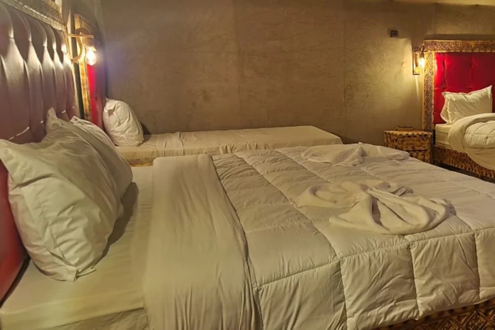 Merzouga Luxe Bivak Kameelrit + Diner & Show + Privébadkamer - 4