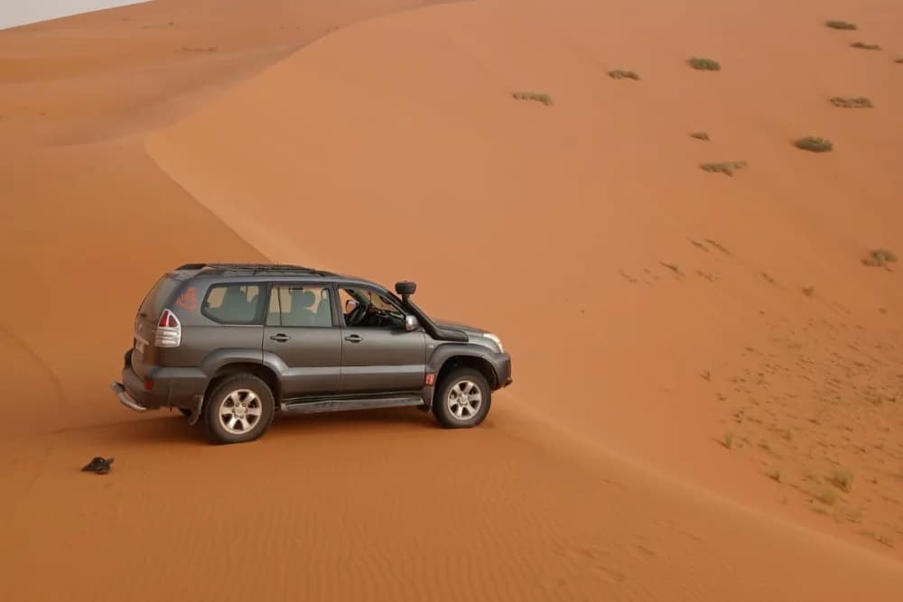 Merzouga 4x4 Tour de 3 Horas con Conductor Privado + Dunas + Fotos