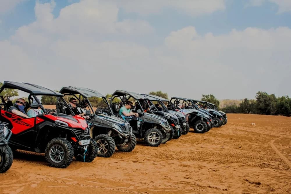 Experiencia en Buggy Takkat Biplaza: Rutas por Desierto o Playa