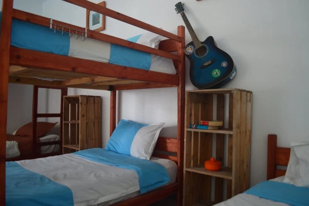 Taghazout Retiro en Grupo de 7 Días (6+ Personas) + 5 Clases de Surf + 2 Sesiones de Yoga + Comidas + Alojamiento - 3