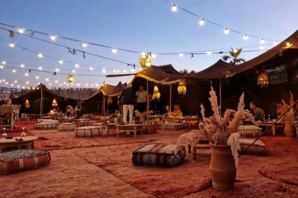 Noche en el Desierto de Agafay con Cena y Espectáculo + Quad + Camello