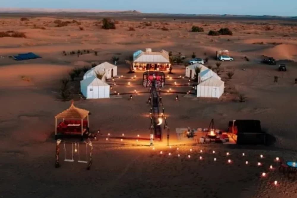 Espectáculo de Cena en Agafay con Moul 3afia, Gnaoua y Bailarín