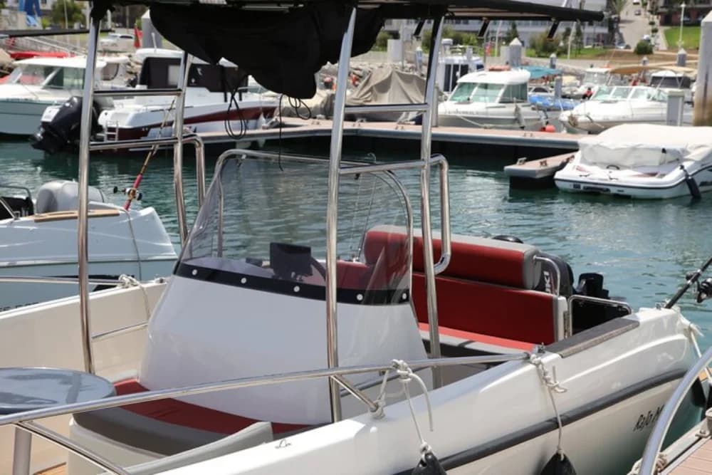 Alquiler de Barco en Tánger 2 Horas Hasta 6 Personas - 2
